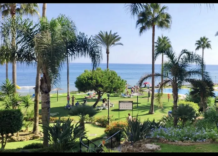 Mi Capricho Beachfront- 3-7 Apartment With Sea Views