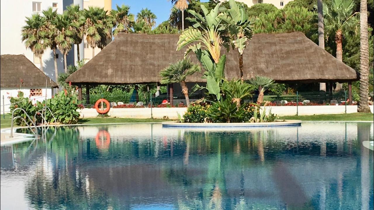 Mi Capricho Beachfront- 3-7 With Sea Views