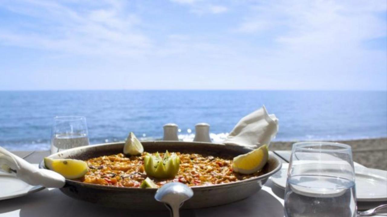 Mi Capricho Beachfront- 3-7 With Sea Views *