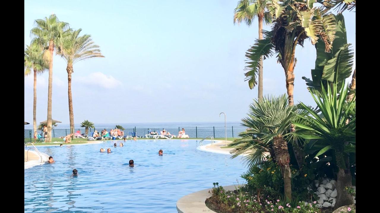 Mi Capricho Beachfront- 3-7 With Sea Views *