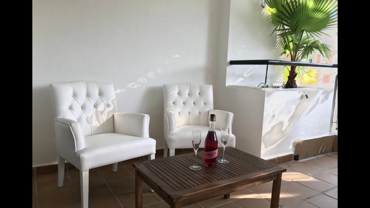 Apartment Mi Capricho Beachfront- 3-7 With Sea Views *