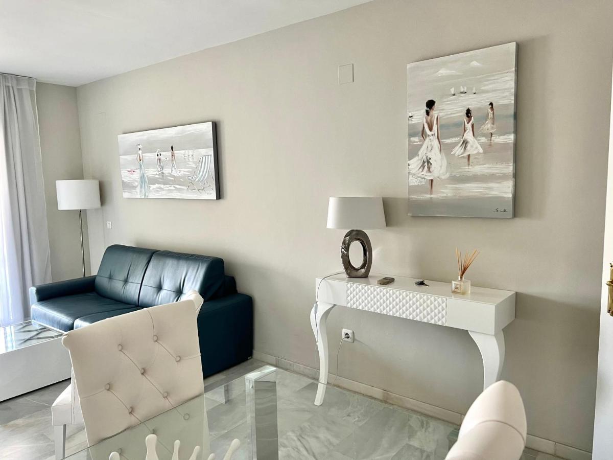 Mi Capricho Beachfront- 3-7 With Sea Views *
