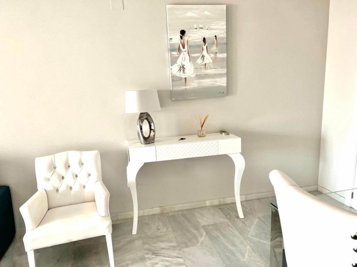 Mi Capricho Beachfront- 3-7 With Sea Views Apartment *